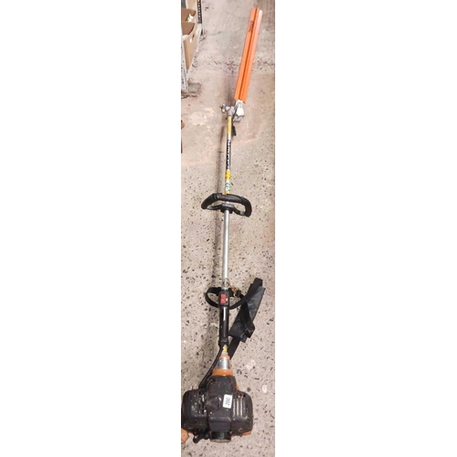 200 - PETROL DRIVEN TANAKA TPH 2510 PETROL DRIVEN HEDGE TRIMMER