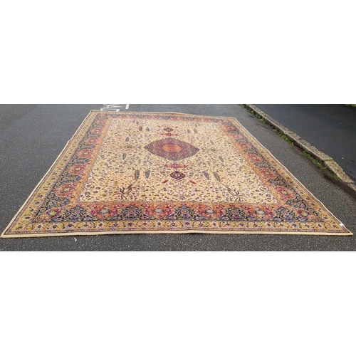 366 - 140'' X 180'' PATTERNED CARPET