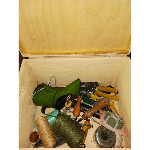 86 - 2 WOOD CONTAINER BOXES WITH MISC GARDEN TOOLS,STRING, 1 PINT OIL CAN, MISC HAND TOOLS, OPEN TOP BOX ... 