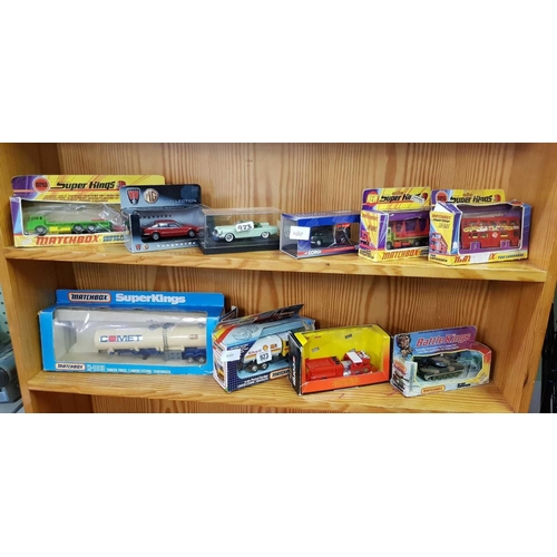 923 - 2 SHELVES OF MISC BOXED MODEL CARS BY SUPERKINGS, MATCHBOX & OTHER MAKES