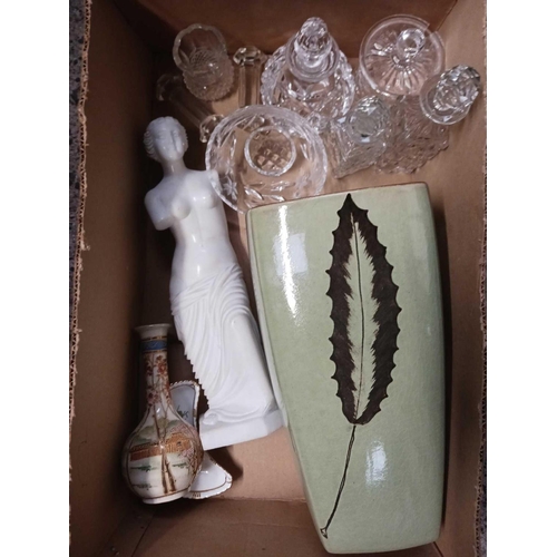 61 - QTY OF GLASSWARE, TALL GREEN VASE WITH LEAF DECORATION & A RECONSTITUTED MARBLE FIGURE OF VENUS