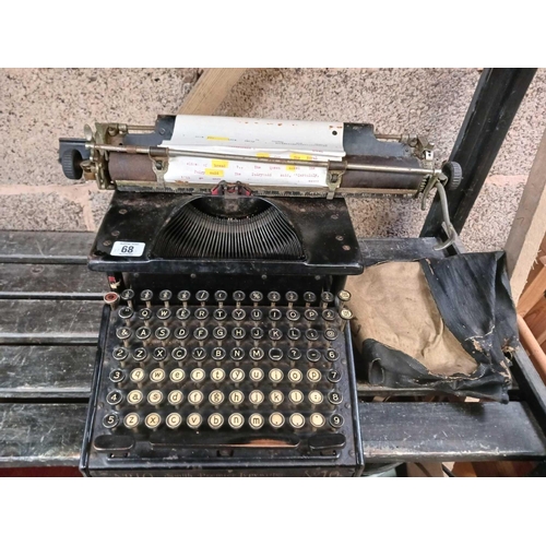 68 - ANTIQUE SMITH PREMIER NO. 120 TYPEWRITER, PRESSURE BAR DETACHED