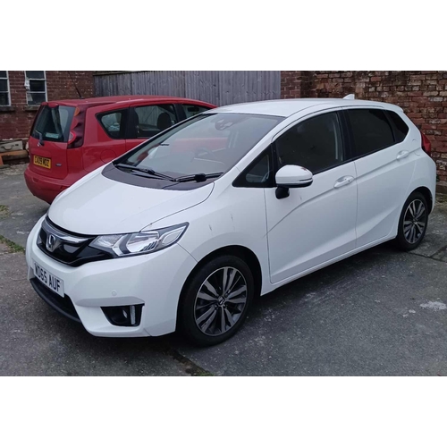 1 - WHITE HONDA JAZZ EX I-VTEC, REG : WD65 AUF, 5 DOOR HATCHBACK, PETROL, 2 KEYS, MILEAGE 6884, LOG BOOK... 