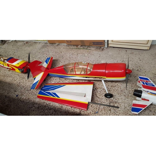 130 - AN A/F MODEL OF A EF 16 FIGHTER PLANE, THE PART BUILT BODY OF A STUNT PLANE WITH MOTOR & 1 OTHER PLA... 