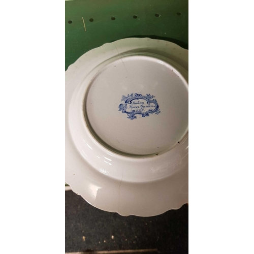 391 - 4 SHELVES OF BLUE & WHITE CHINAWARE