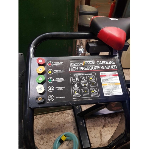 125 - MUNICH TOOLS, GASOLINE HIGH PRESSURE WASHER, APPEARS NEW