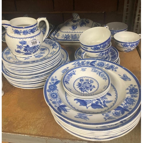 166 - SHELF OF COPELAND SPODE HERON PATTERNED BLUE & WHITE CHINA