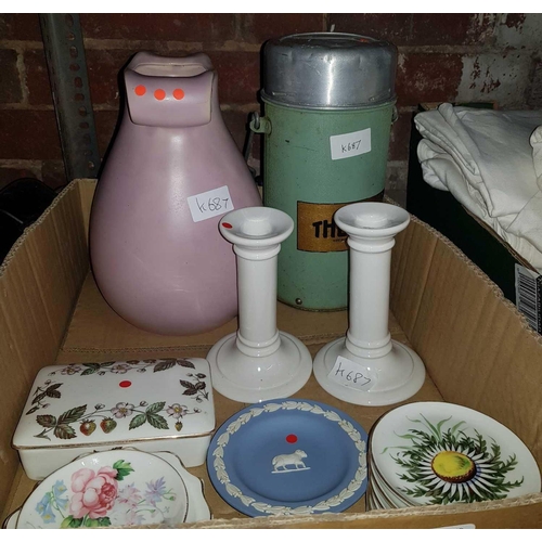 193 - CARTON WITH VINTAGE THERMOS FLASK, 2 CANDLESTICKS & OTHER CHINAWARE