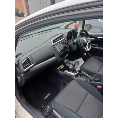 2 - WHITE HONDA JAZZ EX I-VTEC, REG : WD65 AUF, 5 DOOR HATCHBACK, PETROL, 2 KEYS, MILEAGE 6884, LOG BOOK... 