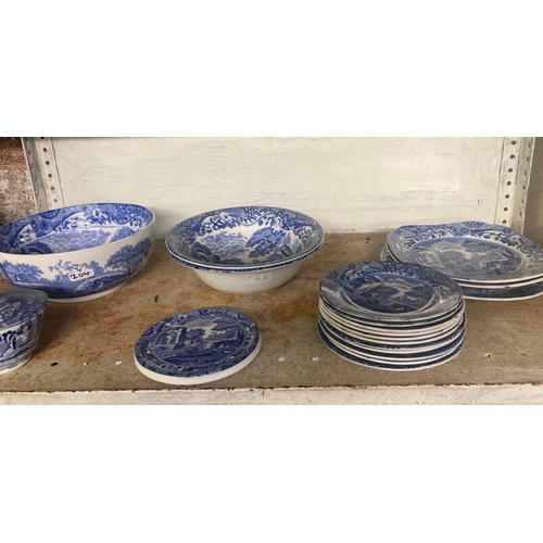 204 - 2 SHELVES OF COPELAND SPODE & SPODE ITALIAN BLUE & WHITE CHINA