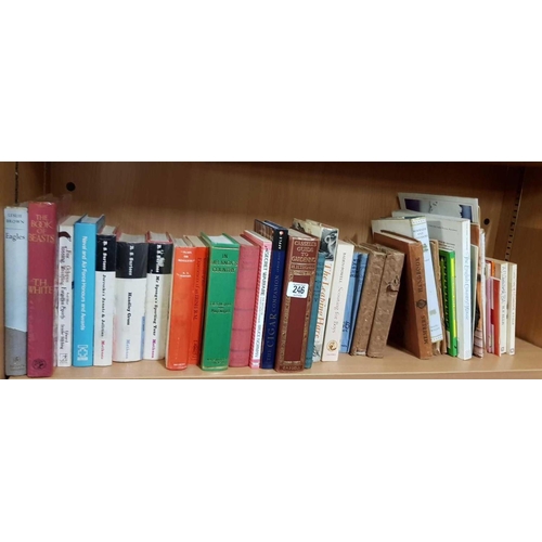 246 - 2 SHELVES & PART SHELF OF MIXED PAPER BACK & HARDBACK BOOKS