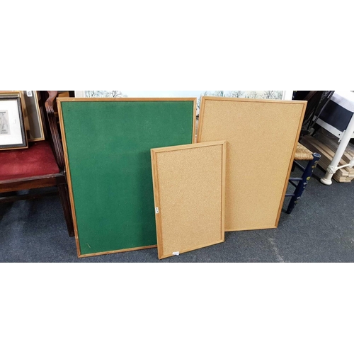 443 - 3 NOTICE BOARDS, PINE FRAMED MIRROR & A FRAMED PRINT