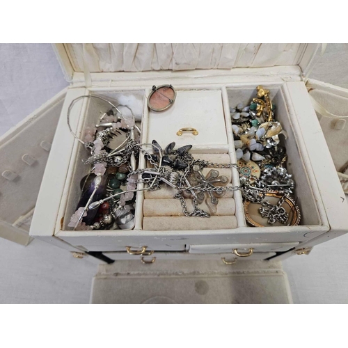 597 - JEWELLERY BOX WITH CONTENTS