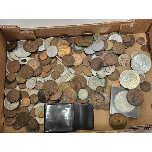 599 - BOX OF VARIOUS COINS