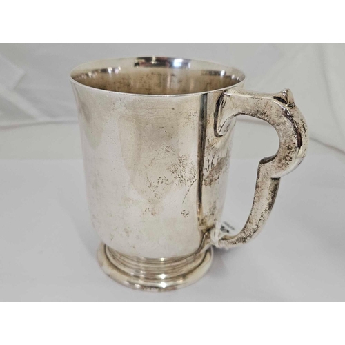 662 - SILVER TANKARD WITH INSCRIPTIONS,B'HAM 1937 BY AE POSTON, 240g