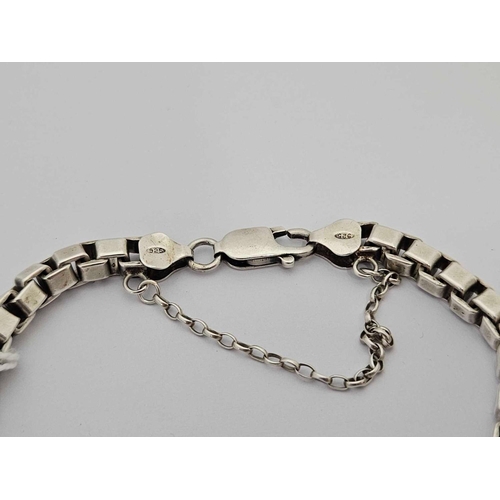 672 - SMART GENTS SILVER BRACELET 30g