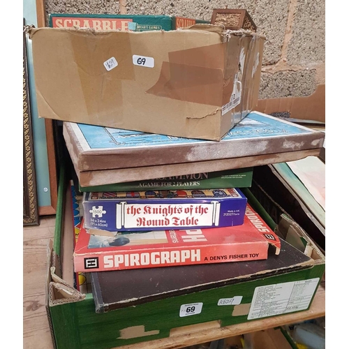 69 - 2 CARTONS OF MISC GAMES & PUZZLES INCL; AVIATION & NAVAL TACTICS GAMES, NOT KNOWN IF COMPLETE