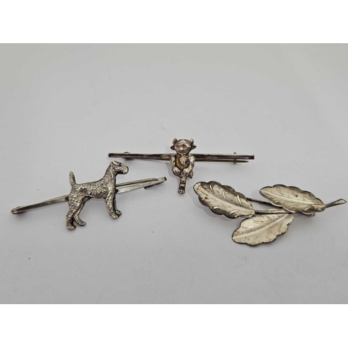 707 - SILVER LINCOLN IMP BROOCH, SILVER DOG BROOCH & 1 OTHER