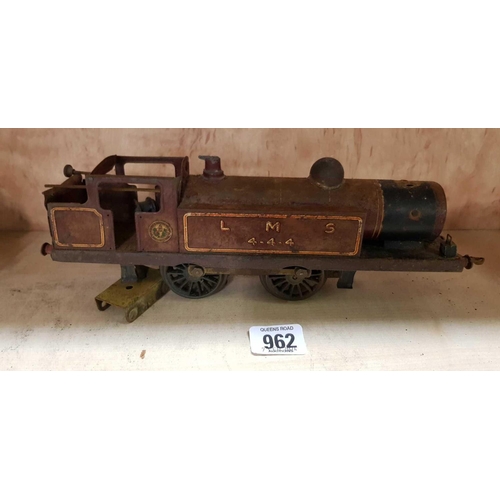 962 - HORNBY 'O' GAUGE LMS 4-4-4 ENGINE IN RELIC CONDITION