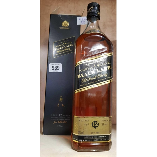 969 - BOXED JOHNNIE WALKER BLACK LABEL OLD SCOTCH WHISKY EXTRA SPECIAL (OLD BOTTLING) AGED 12 YEARS ONE LI... 