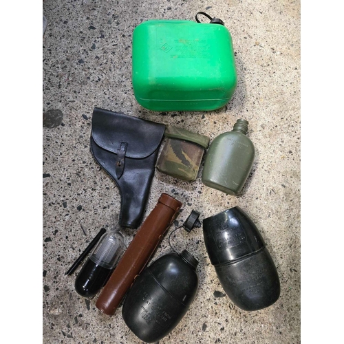 60 - CARTON WITH MISC PLASTIC MILITARY WATER BOTTLES, BLACK LEATHER HOLSTER, GREEN PETROL CAN  & A POUCH ... 