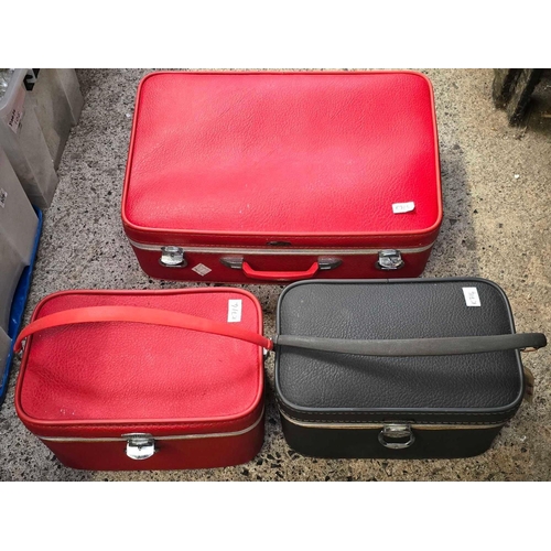 89 - 2 ANTLER VANITY CASES & 1 SUITCASE