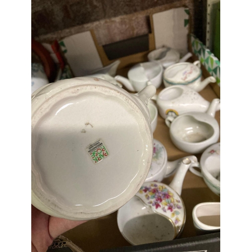 220 - CARTON WITH 14 VARIOUS CHINA FEEDING CUPS