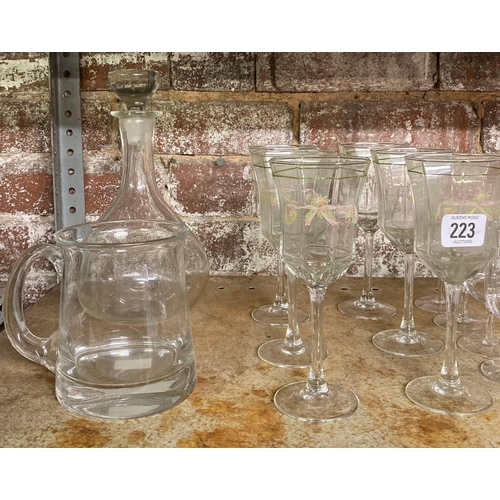 223 - SHELF OF VARIOUS WINE & SHERRY GLASSES, DECANTER ETC