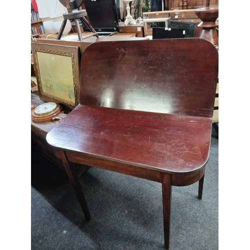 355 - MAHOGANY SIDE TABLE WITH TILT TOP