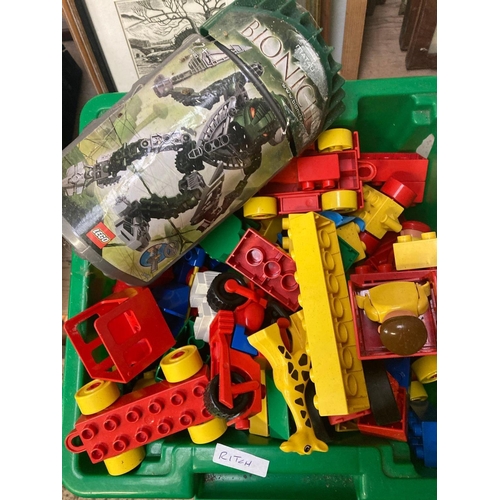 100 - SMALL CARTON F MISC LEGO