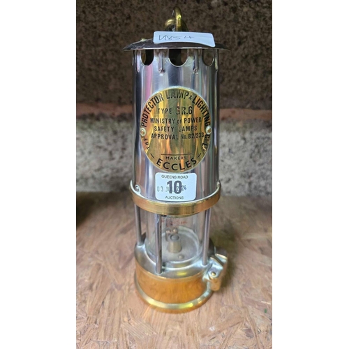 10 - BRASS & METAL MINERS GR6 SAFETY LAMP