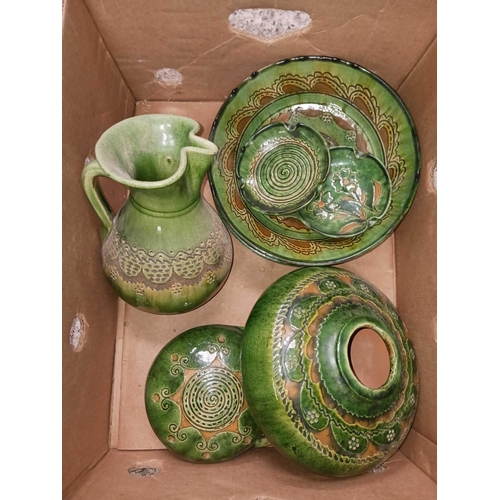 115 - CARTON OF GREEN GLAZED EARTHENWARE POTTERY BY TITO UBEDA