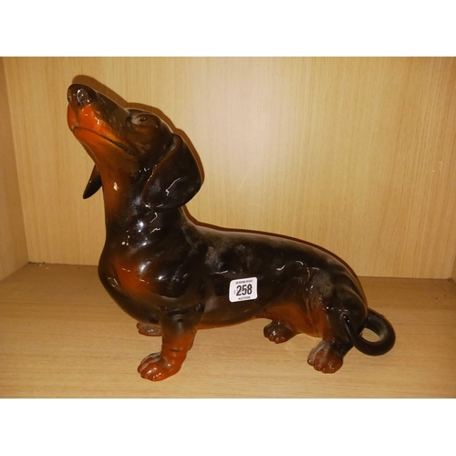 258 - BESWICK DACHSHUND HOUND DOG CHINA FIGURE