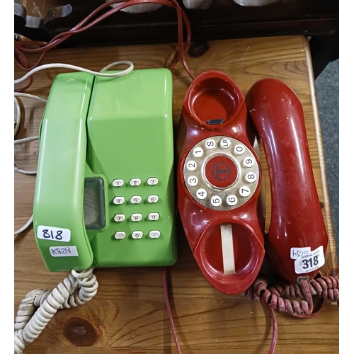 318 - GREEN PUSH BUTTON TELEPHONE & A RED PUSH BUTTON TELEPHONE