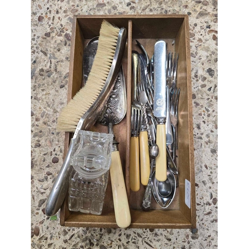 8 - SMALL QTY OF MISC CUTLERY INCL; CRUMB SCOOP & BRUSH