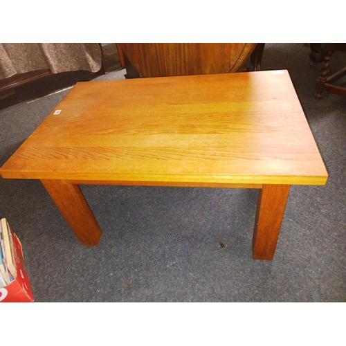 303 - MODERN OAK COFFEE TABLE