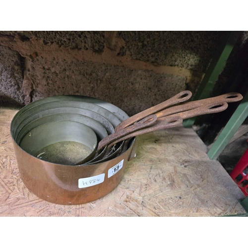 13 - SET OF COPPER GRADUATED SAUCEPANS WITH METAL HANDLES