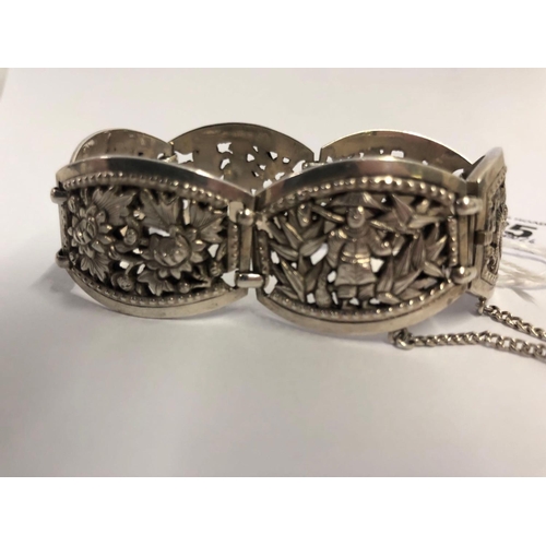 685 - CHINESE SILVER PANEL BRACELET