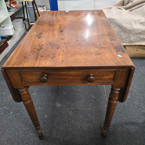 611 - MAHOGANY PEMBROKE TABLE