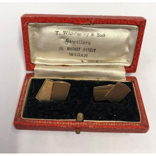 735 - A PAIR OF 9ct CUFF LINKS IN BOX