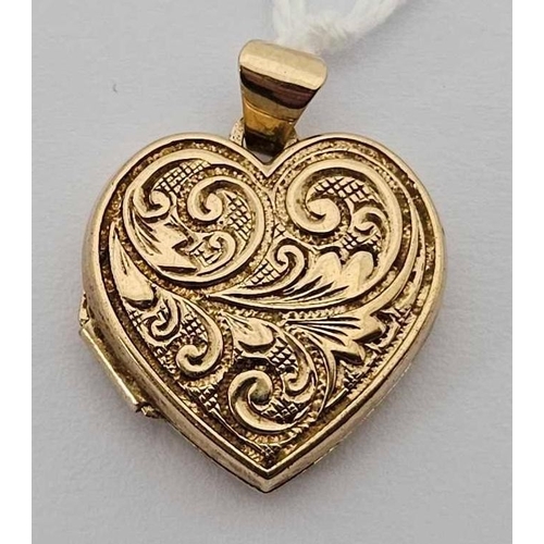 1009 - 9ct ''LOVE YOU ALWAYS'' HEART LOCKET 2g