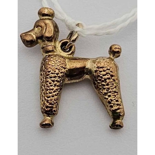 1011 - 9ct POODLE DOG CHARM 1.2g