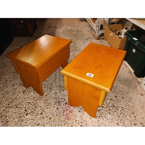 252 - 2 SMALL OAK STOOLS