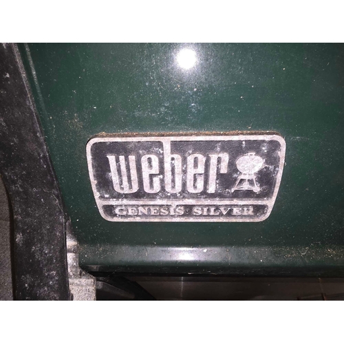 265 - WEBER GENESIS SILVER GAS BBQ ON WHEELS