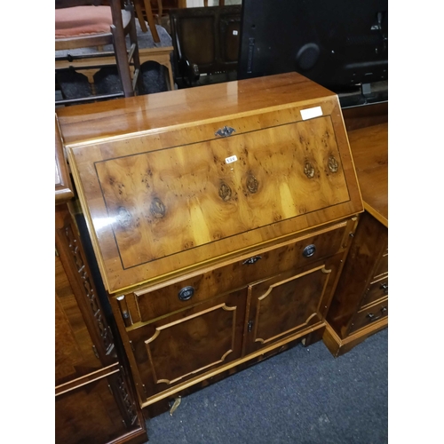 329 - REPRODUCTION HI-FI CABINET WITH IMITATION DRAWERS & REPRODUCTION BUREAU