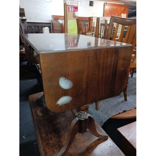 335 - REPRODUCTION SOFA TABLE WITH 2 DRAWERS