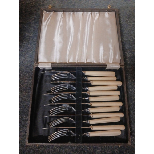 368 - MAHOGANY BOXED SET OF KNIVES & FORKS & A BOXED SET OF FISH KNIVES & FORKS