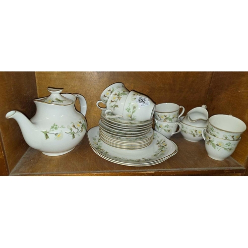 452 - ROYAL DOULTON CLAREMONT TEA WARE