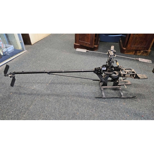 1047 - PART BUILT MODEL HELICOPTER