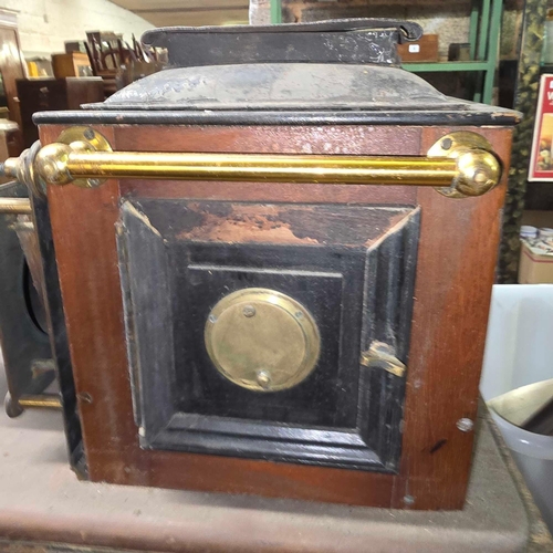 131 - VINTAGE MAGIC LANTERN WITH BOX